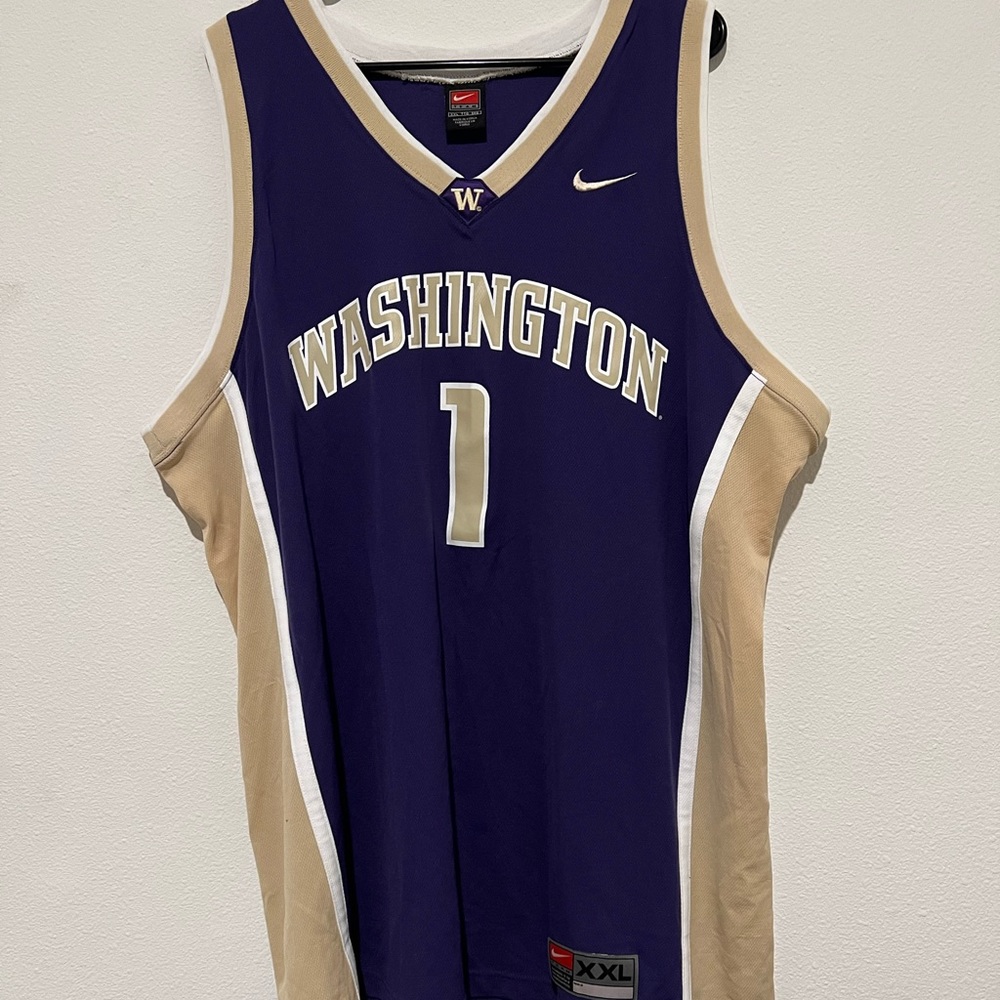 Nike Team University of Washington Huskies Basketball Jersey